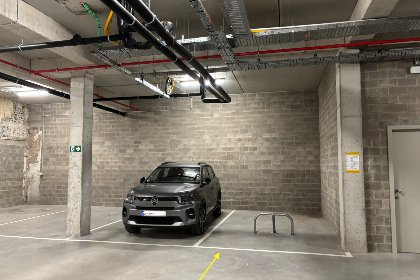 016 Omnia 9   0203   parking 11