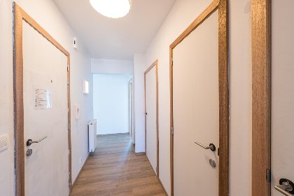 007 Pearl Beach   0504   box 12