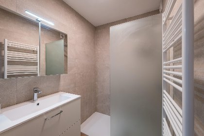 009 Pearl Beach   0504   box 12