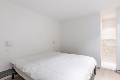 009 Sea View   0509   box 39 (Green Garden)