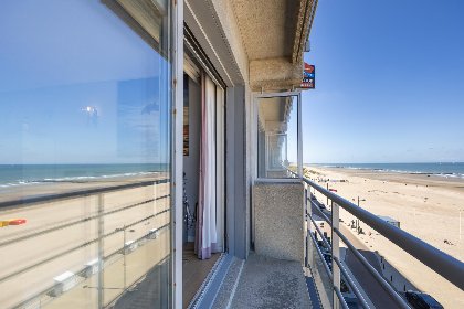 001 Sea View   0511   park. 33