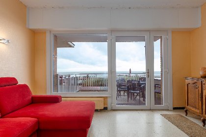 003 Sun Beach   0001   box 82 (Green Garden)