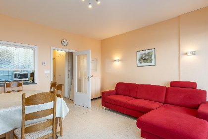 004 Sun Beach   0001   box 82 (Green Garden)