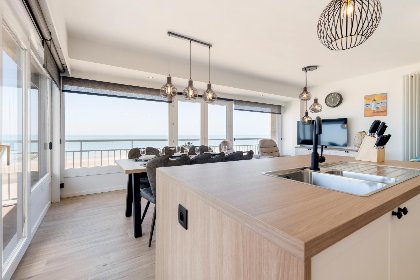 002 Sunbeach met garage