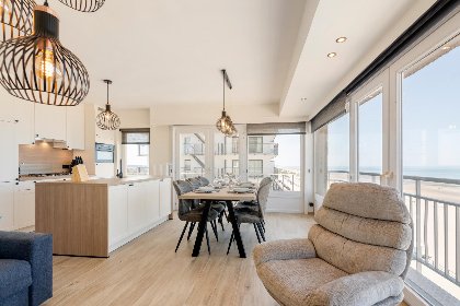 003 Sunbeach met garage