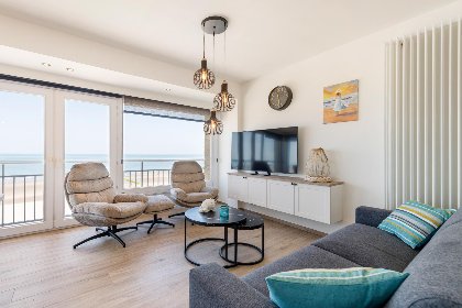 004 Sunbeach met garage