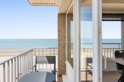 032 Sunbeach met garage