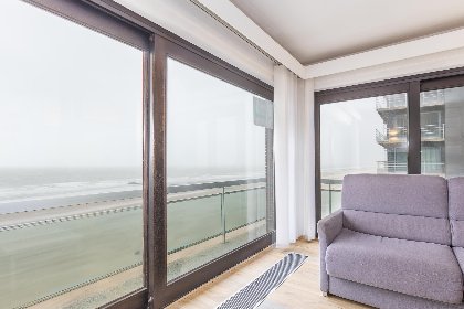 001 Twins   0503   park. 10