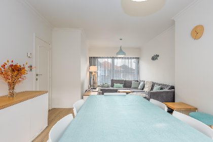 006 Villa Tamarisk     box