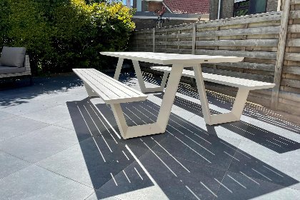 016 Villa Tamarisk     box