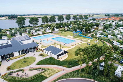 011 Sfeervolle 6 persoons chalet op een vakantiepark dichtbij de Belgische Kust