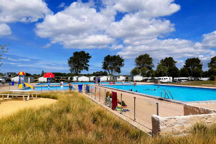 012 Sfeervolle 6 persoons chalet op een vakantiepark dichtbij de Belgische Kust