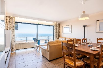 002 La Digue Est cinq