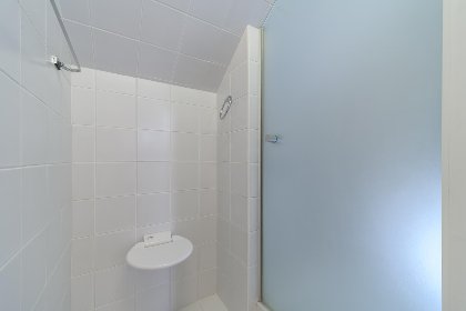 029 Villa Robert     parking