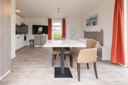 006 Comfort Lodge | 2 personen (27 m²) Honden toegelaten Met airco 006 Comfort Lodge | 2 personen (27 m²) Honden toegelaten Met airco