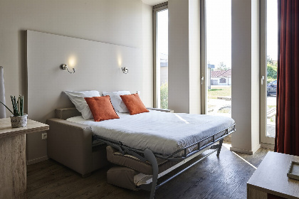 003 Comfort Suite   4p | Slaapkamer   Zetelbed