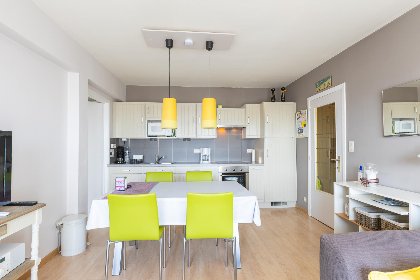 002 Con Amore   0403