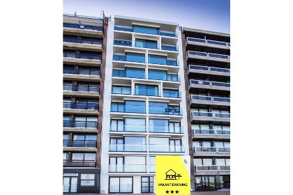 013 Les Amiraux   0701   box 2