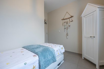 020 Lotus   0003   park. 3