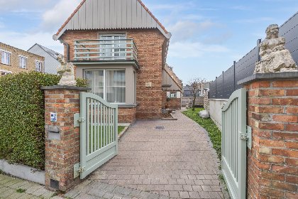 025 Maison Edith box 025 Maison Edith box