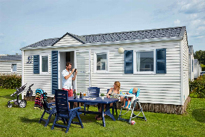 Mooi 4 persoons chalet op een camping aan de Belgische Kust