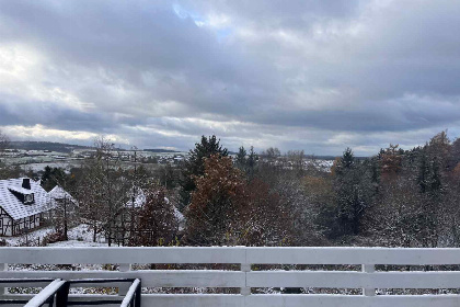 012 Een 8 persoons vakantiehuis in Sauerland, ideaal voor gezinnen, met panoramisch uitzicht