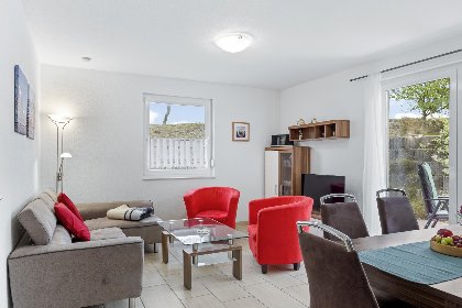 003 Stranddistel links mit Sauna 003 Stranddistel links mit Sauna