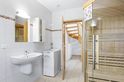 015 Stranddistel links mit Sauna 015 Stranddistel links mit Sauna