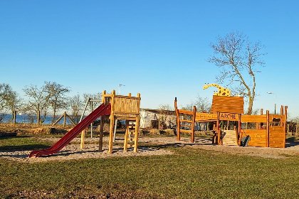 031 Stranddistel links mit Sauna 031 Stranddistel links mit Sauna