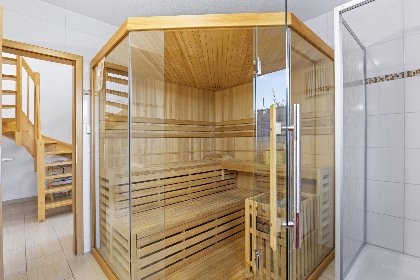 004 Windfluchter links mit Sauna 004 Windfluchter links mit Sauna