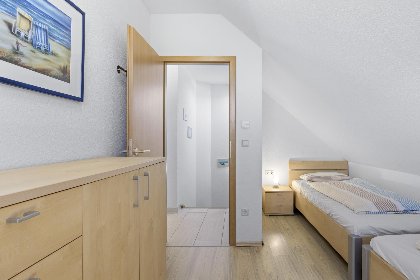 019 Windfluchter links mit Sauna 019 Windfluchter links mit Sauna