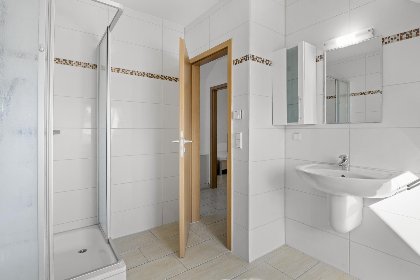 021 Windfluchter links mit Sauna 021 Windfluchter links mit Sauna