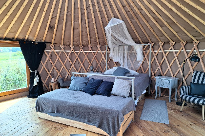 003 Glamour Camping