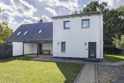 027 Wilma   direkt an der Ostsee