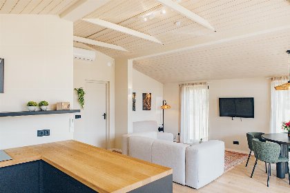 007 Beach View Scandi met hottub | 4 pers