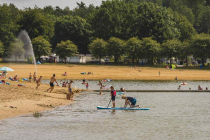 017 Bijzonder twee persoons cabin op vakantiepark Wilsumer Berge