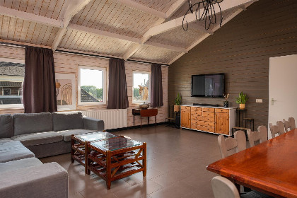005 Familiehuis met Hottub | 10 Pers