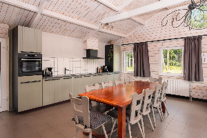Familiehuis met Hottub   trekkershutten | 18 Pers