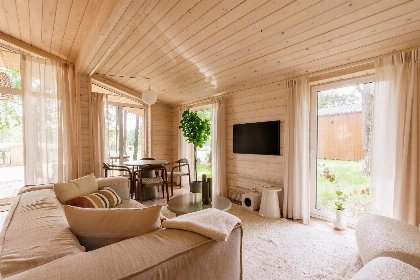 009 Forest House Scandi | 5 pers