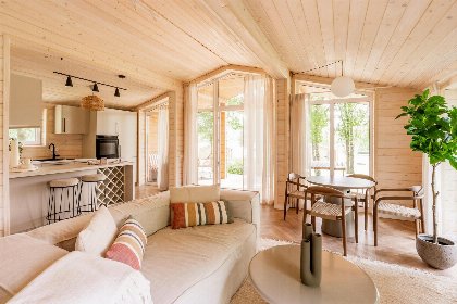014 Forest House Scandi | 5 pers
