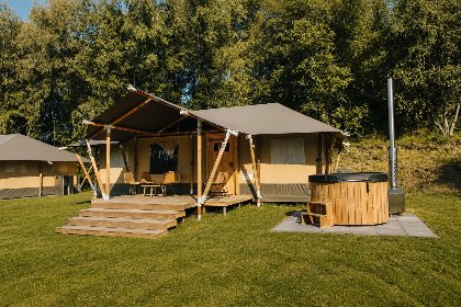000 Glamfield Lodge II met hottub | 6 Pers