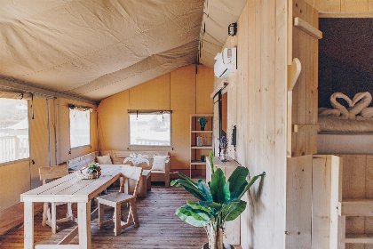 016 Glamfield Lodge Premium met hottub | 6 Pers