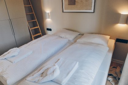 023 Hill Side Scandi met hottub | 5 pers