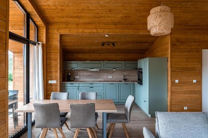 005 Lake House Scandi | 5 pers