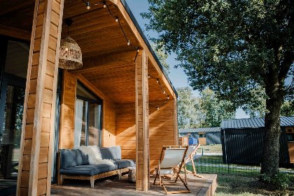 001 Lake House Scandi met hottub | 5 pers