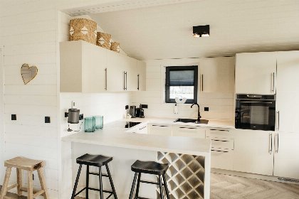 007 Lake House Scandi met hottub | 5 pers