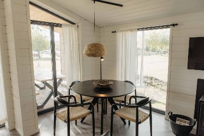 016 Lake House Scandi met hottub | 5 pers