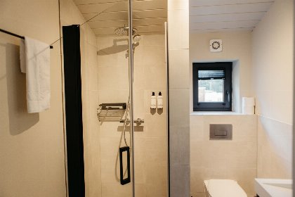 025 Lake House Scandi met hottub | 5 pers