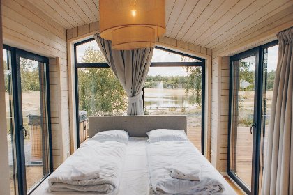 023 Lake View Scandi met Hottub 023 Lake View Scandi met Hottub