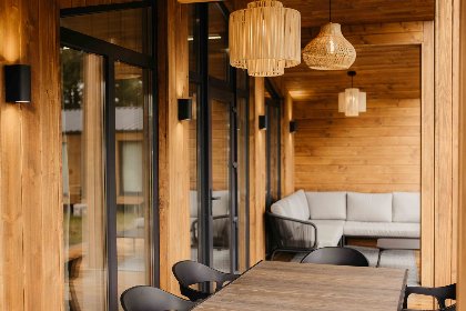 022 Panorama Lake House Scandi met hottub | 5 pers